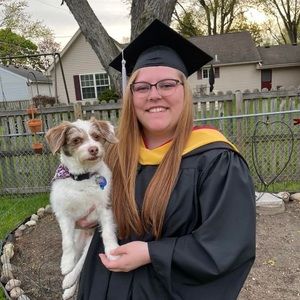 Meet your Posher, Lyssa